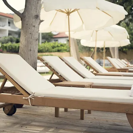 Vira Demir Hotel *
