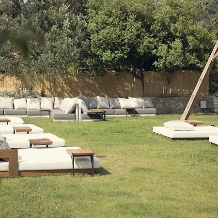 Vira Demir Boutique & Beach Отель