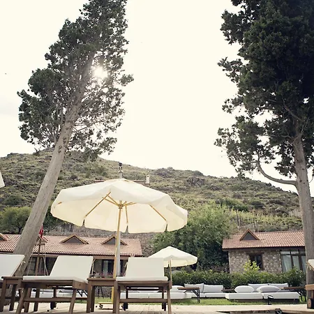 Vira Demir Boutique & Beach Отель *
