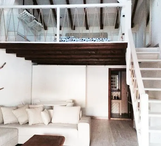 Hotel Vira Demir *