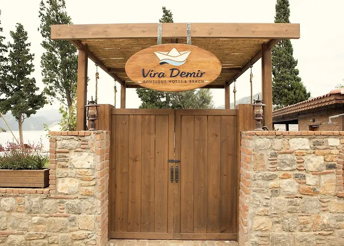 Vira Demir Boutique & Beach *