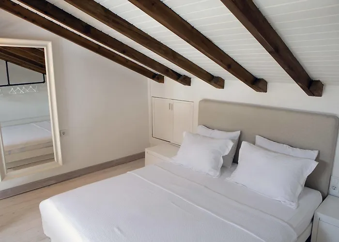 Vira Demir Boutique & Beach Marmaris